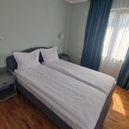 Flowers Apartments Nesebar Buitenkant foto